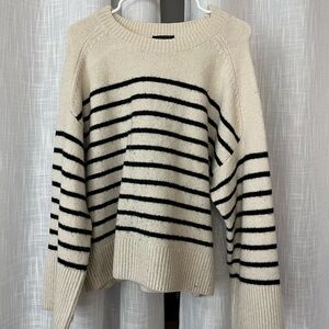 striped wide sleeve sweater